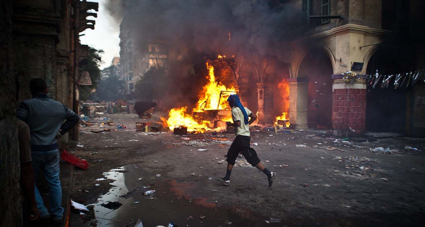 Révolution, pouvoir et répression : l’échec politique des Frères musulmans en Égypte