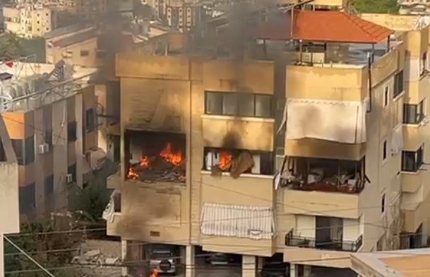 Frappes israéliennes à Beyrouth et Saïda, tirs de roquettes vers le nord d’Israël