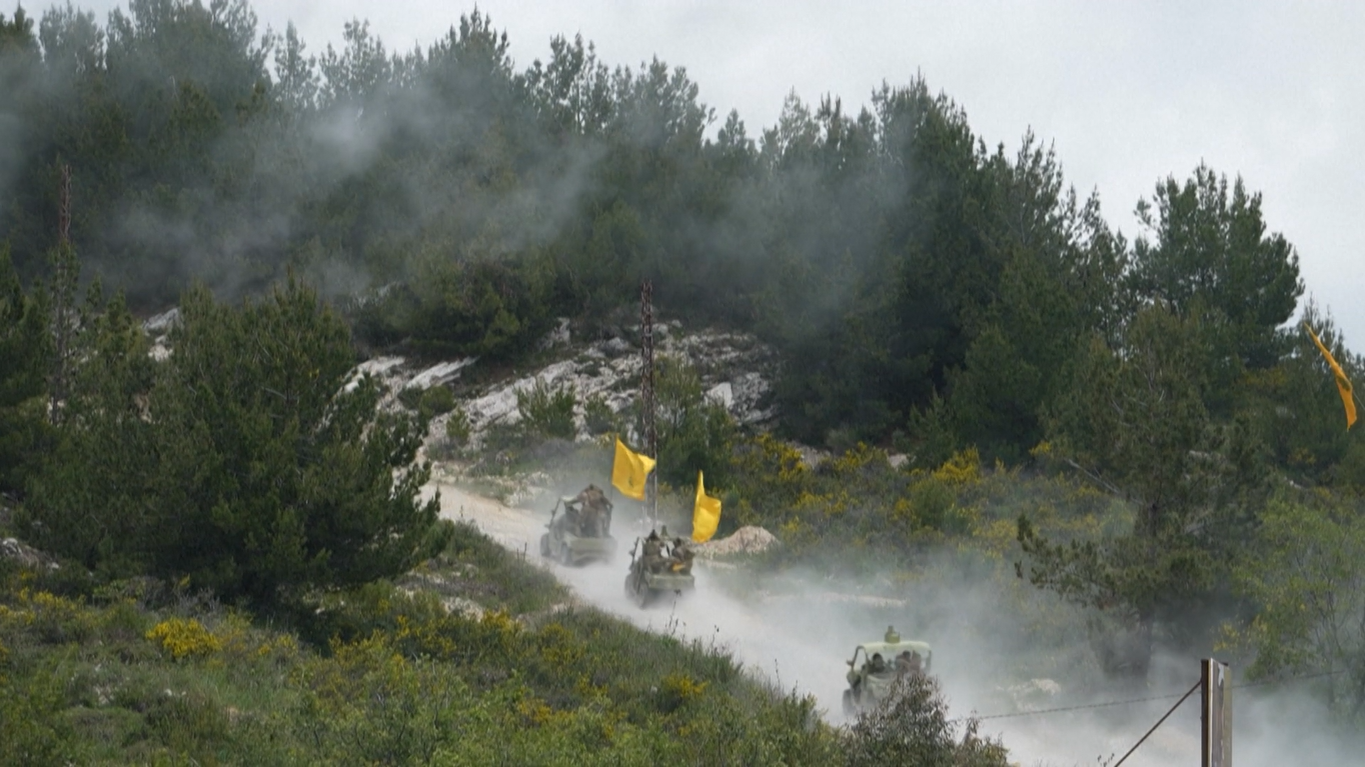 Violents combats dans l'est du Liban où une opération commando israélienne est en cours
