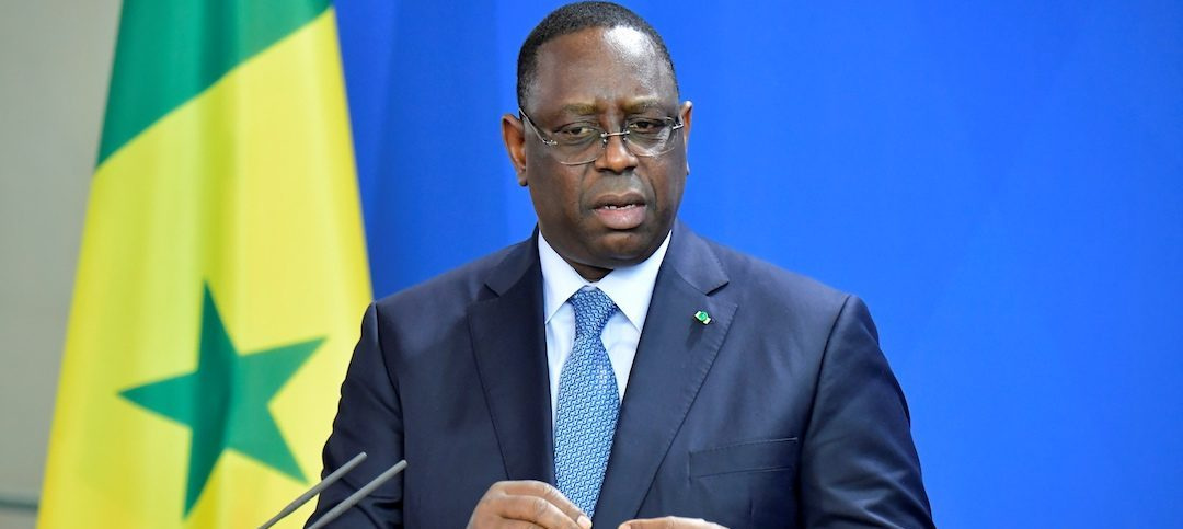 Sénégal: la décision du président saluée de toutes parts