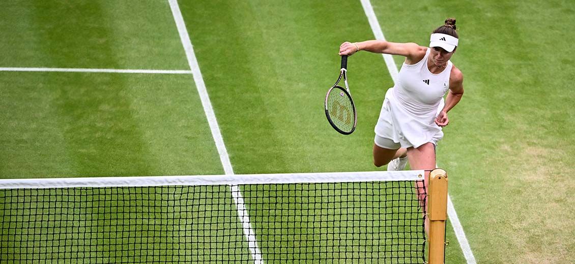 Wimbledon: Svitolina fait chuter Swiatek, Djokovic en demies