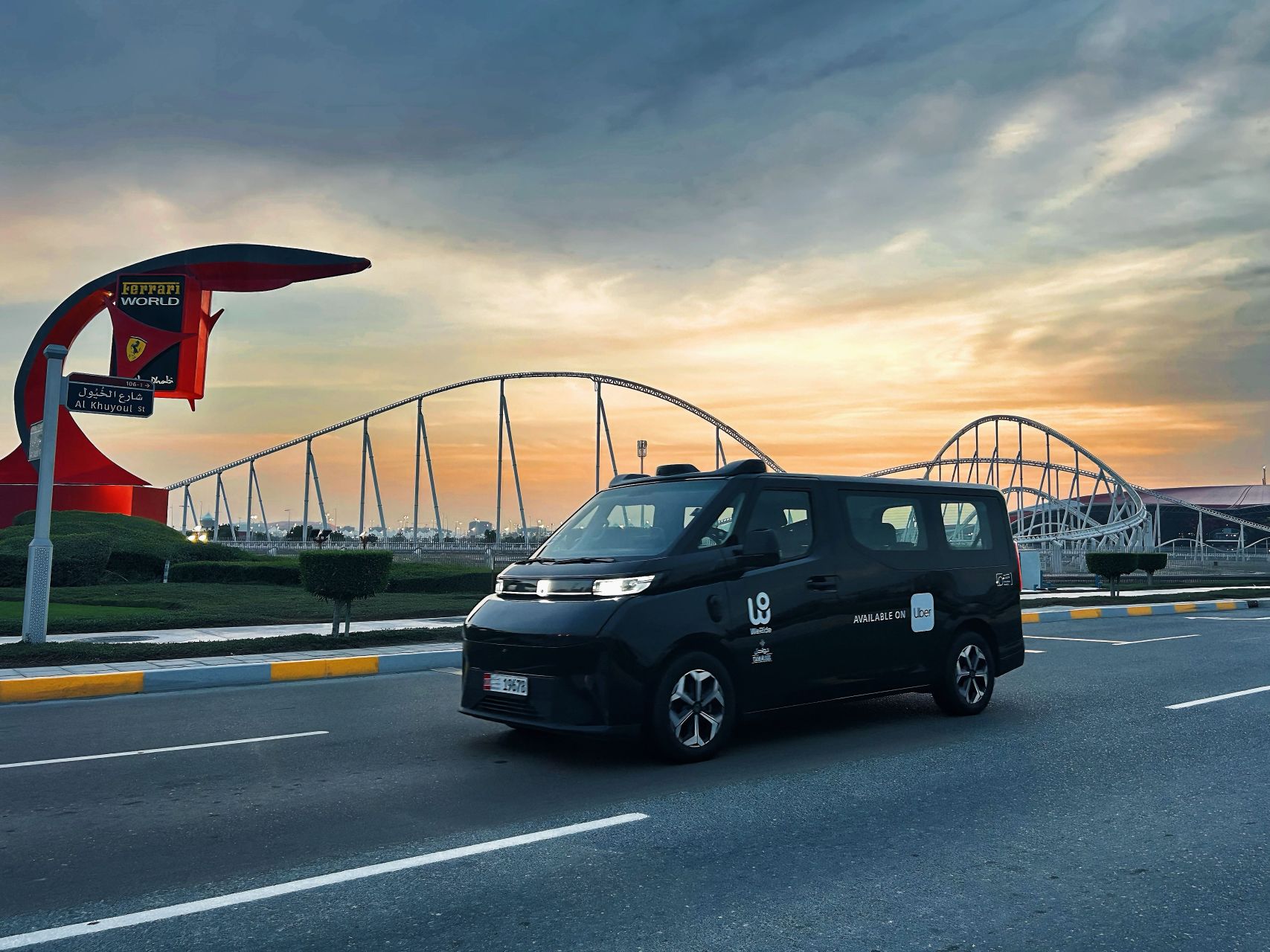 Uber et Wayve lancent à Londres un premier service de robotaxis... avec humain à bord