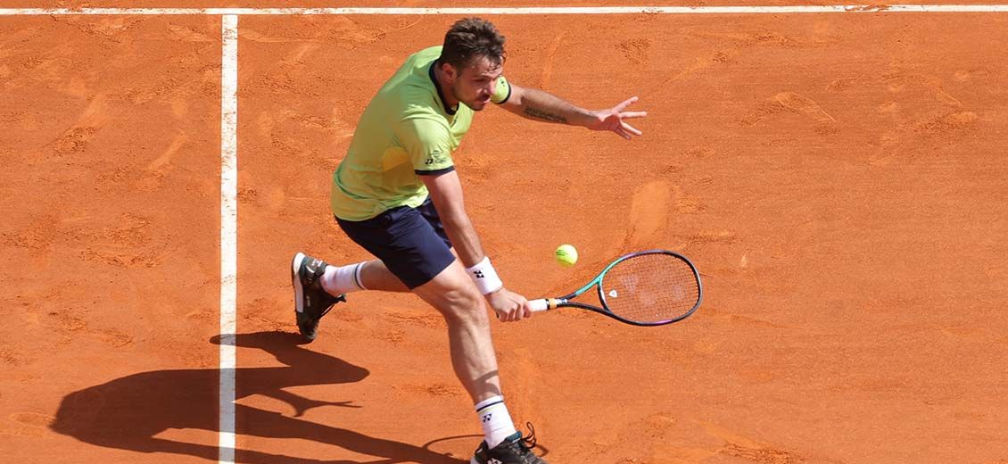 Wawrinka rejoint les quarts de finale à Bâle