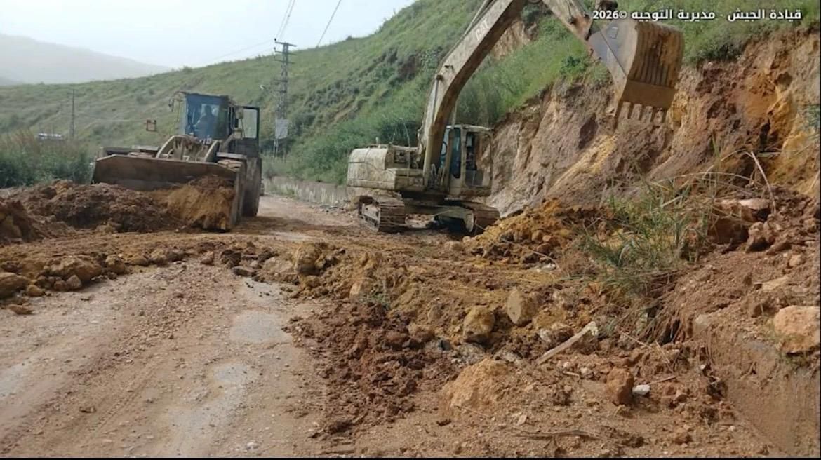 L’armée poursuit la réouverture des routes au Liban-Sud