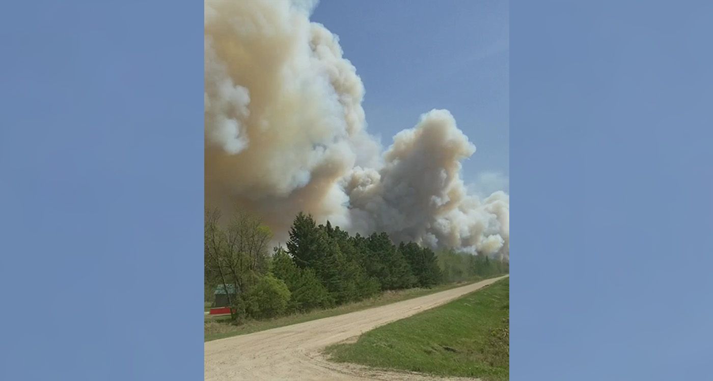 Le Canada touché par les premiers grands incendies de la saison, des morts et des évacués
