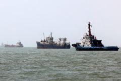 Washington dément qu'un pétrolier a heurté des mines en tentant de franchir le détroit d'Ormuz