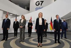 Le G7 fait front uni face aux méchants de la Planète