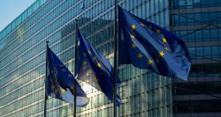Droits de douane: les ministres européens cherchent une riposte face à Trump