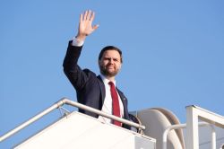 Vance à Geagea: Washington ne reconnaît que l’État libanais comme autorité légitime