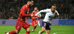 Ligue 1: Lyon l'emporte à Toulouse et s'accroche à l'Europe