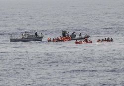 Naufrage de migrants dans la Manche: 13 morts