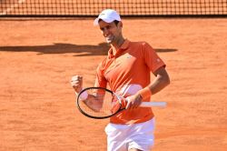 Djokovic débute à Rome en mode \