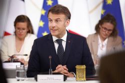 Gaza: Macron va tenir un sommet avec le président al-Sissi et le roi de Jordanie en Egypte