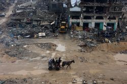 Gaza: l'armée israélienne annonce avoir bombardé un hôpital, un journaliste tué selon le Hamas