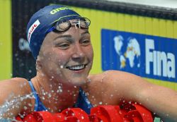 Sjostrom remporte le 50 m papillon devant Henique