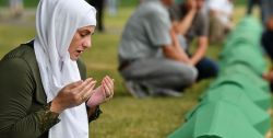 La terre de Srebrenica continue de cracher des morts