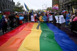 Serbie: manifestation pro LGBTQ malgré l'interdiction