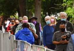 Chapelle ardente : l'hommage des Sud-Africains à leur Mgr Tutu