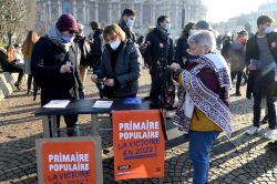 France: à gauche, début d'une \