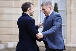 Macron exhorte les alliés de l'Ukraine à un sursaut face à Moscou