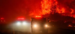 Un mégafeu devient l'un des plus gros jamais vus en Californie