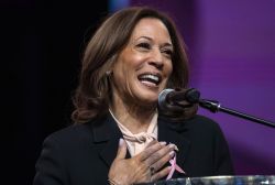 Harris a 60 ans mais veut surtout parler de l'âge de Trump