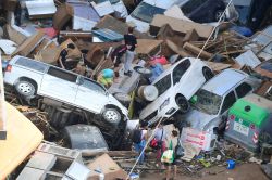 Espagne: au moins 95 morts et de nombreux disparus dans des inondations \