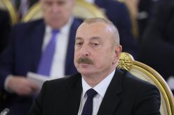 Accord de paix: l'Azerbaïdjan exhorte l'Arménie à accepter ses \