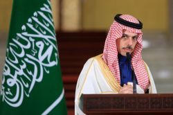 Le chef de la diplomatie saoudienne à Washington pour préparer la visite de Trump 