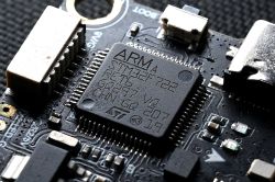 Wall Street recule, plombée par Nvidia et la guerre commerciale