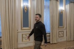 Frappe meurtrière en Ukraine : Zelensky dénonce une \