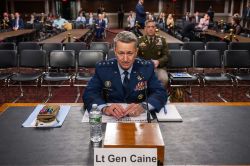 Dan Caine confirmé par le Sénat américain comme chef d'état-major de Trump