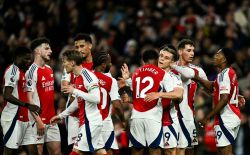 Arsenal accroché par Crystal Palace, Liverpool presque champion