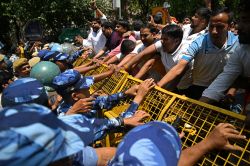 L'Inde, furieuse, prépare sa riposte après l'attentat au Cachemire