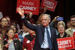 Canada: de grandes capitales saluent la victoire de Carney, silence à Washington