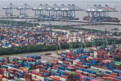 États-Unis et Chine vont dévoiler les détails de l'accord commercial conclu ce week-end