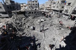 Gaza: Deux humanitaires américains blessés dans une attaque contre un centre d’aide