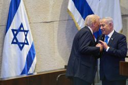 Netanyahou dit avoir été invité par Trump «prochainement» à la Maison Blanche