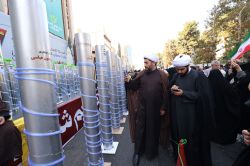 L'Iran exclut de renoncer à enrichir l'uranium «même en cas de guerre»