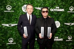 Le cinéaste Jafar Panahi retournera en Iran malgré sa condamnation à un an de prison