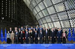 Aide à l'Ukraine: les dirigeants de l'UE sommés de trouver une solution