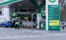 Le pétrole stabilisé par la requête américaine de ne plus attaquer les infrastructures énergétiques