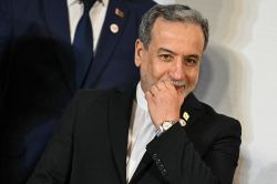 Le chef de la diplomatie iranienne dit être ouvert à une aide de Pékin pour régler le conflit au Moyen-Orient