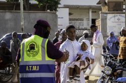 Ebola: l'OMS souhaite des essais sur vaccins et traitements