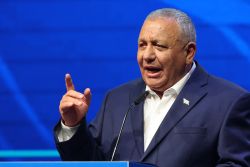 Israël: l'ancien chef de l'armée Gadi Eizenkot, concurrent de Netanyahou, lance sa campagne électorale
