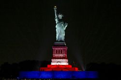 Les États-Unis fêtent leurs 250 ans, Trump s'alarme pour l'identité américaine
