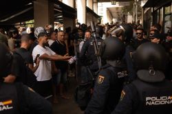 Espagne: la police démantèle un important réseau de passeurs en Méditerranée