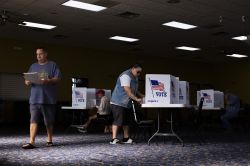 Les primaires dans le Michigan ont débuté, à un moment charnière pour les démocrates américains