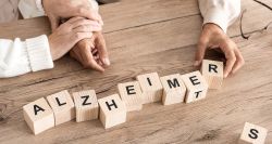 Les États-Unis approuvent le premier test sanguin de dépistage d'Alzheimer