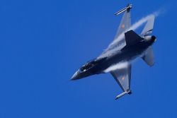 Grèce: un drone turc à proximité d'un aéroport, des F-16 grecs interviennent